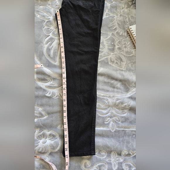 Madewell Black High-Rise Skinny Jeans - Picture 7 of 7